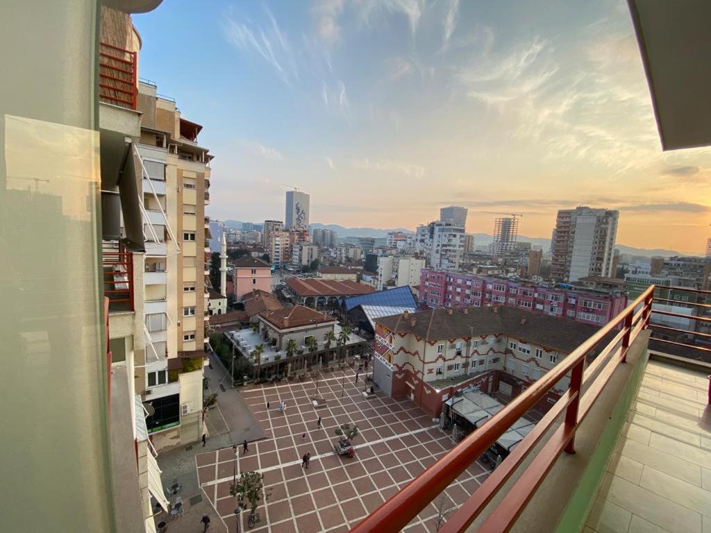 @Bazaar2 Apartment Тирана Екстериор снимка