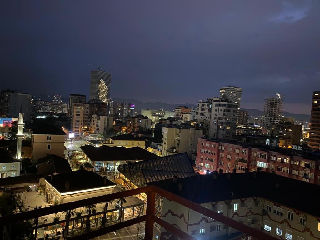 @Bazaar2 Apartment Тирана Екстериор снимка