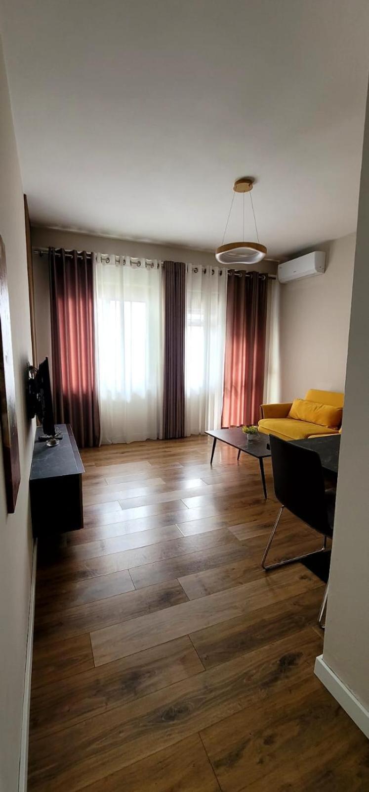 @Bazaar2 Apartment Тирана Екстериор снимка